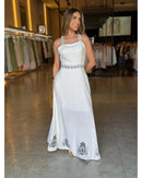 Vestido Feminino Longo e Detalhes Bordado